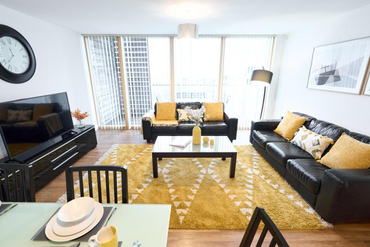 Shortstaymk Vizion Apartments, With Free Superfast Wi-Fi, Parking, Sky Sports And Movies Milton Keynes Esterno foto