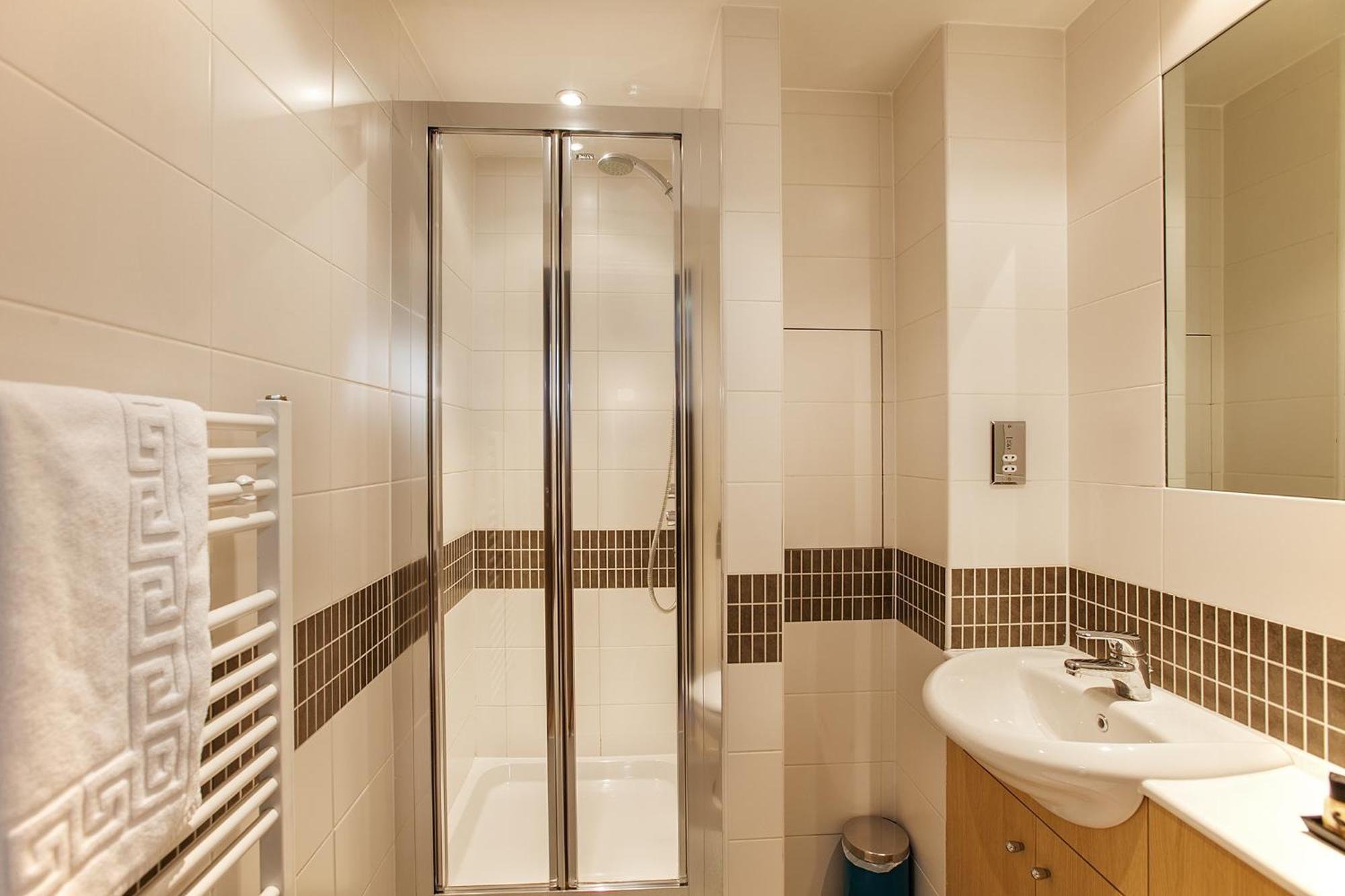 Shortstaymk Vizion Apartments, With Free Superfast Wi-Fi, Parking, Sky Sports And Movies Milton Keynes Camera foto