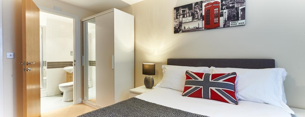 Shortstaymk Vizion Apartments, With Free Superfast Wi-Fi, Parking, Sky Sports And Movies Milton Keynes Esterno foto